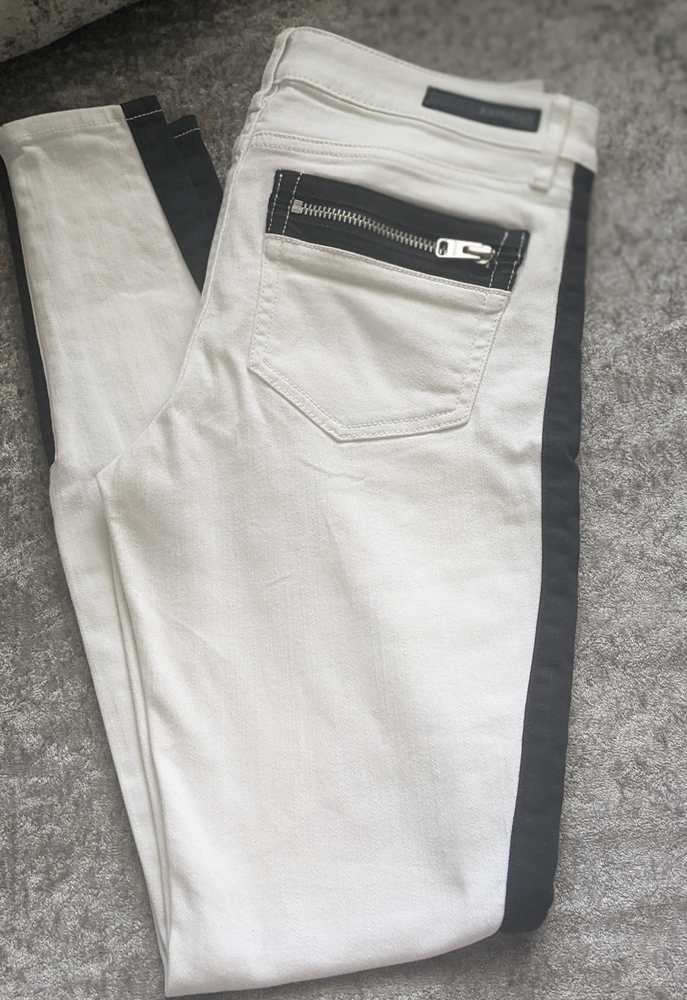 Edgy jean leggings 4